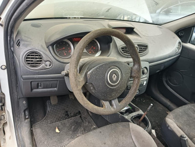 RENAULT CLIO III
