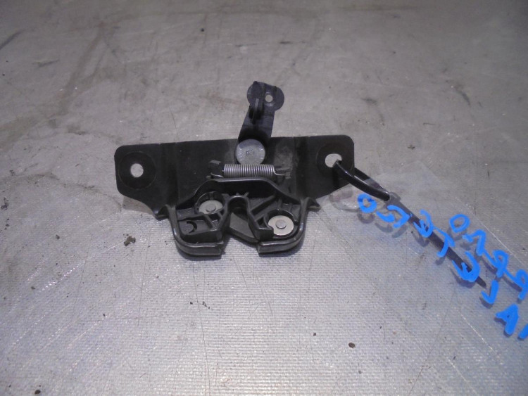 CERRADURA MALETERO / PORTON