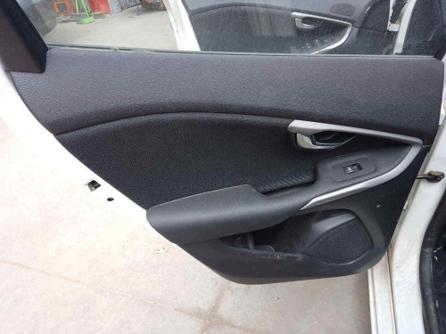 GUARNECIDO PUERTA TRASERA IZQUIERDA Volvo V40 