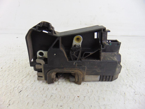  CERRADURA PUERTA DELANTERA DERECHA Opel CORSA C 