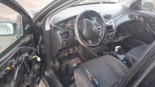  FORD FOCUS BERLINA (CAK) 
