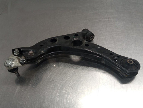  BRAZO SUSPENSION DELANTERO DERECHO TOYOTA C-HR (X10) 