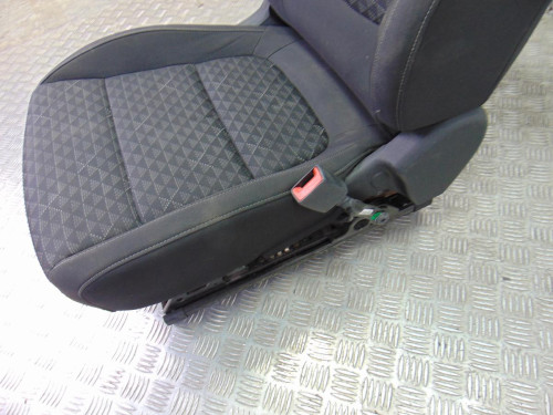  JUEGO ASIENTOS COMPLETO, KIA, RIO (YB) 