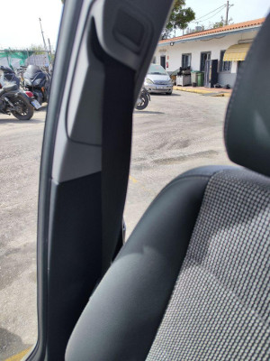 CINTURON SEGURIDAD DELANTERO DERECHO