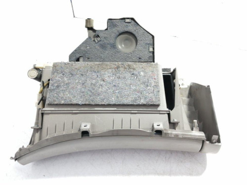  GUANTERA MITSUBISHI GRANDIS (NA0W) 