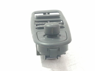 MANDO ELEVALUNAS DELANTERO IZQUIERDO, SEAT, LEON (1M1)