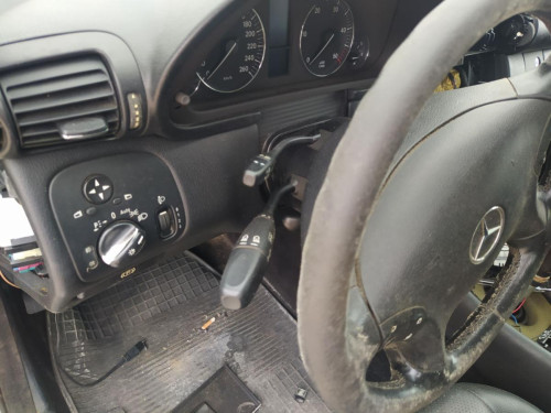 CUADRO INSTRUMENTOS Mercedes-Benz CLASE C (BM 203) BERLINA 