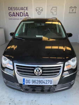 VOLKSWAGEN TOURAN (1T2)