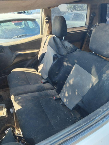 ASIENTOS TRASEROS Nissan Terrano II (R20)(02.1993->) 