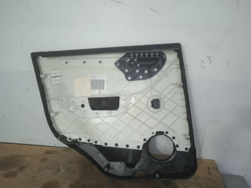  GUARNECIDO PUERTA TRASERA DERECHA Mercedes-Benz CLASE B (BM 245) 