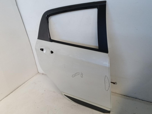 PUERTA TRASERA DERECHA Toyota YARIS (XP13) 