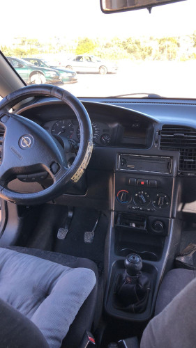 OPEL ZAFIRA A — vehículo donante para recambios 