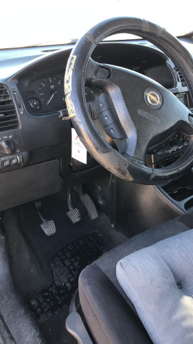 OPEL ZAFIRA A — vehículo donante para recambios 