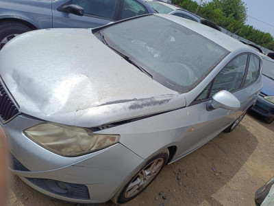 SEAT IBIZA BERLINA (6J5)
