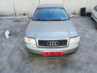 AUDI A6 BERLINA (4B2)