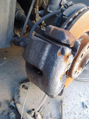PINZA DE FRENO DELANTERA IZQUIERDA Skoda SUPERB (3T4) 