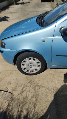 ALETA DELANTERA IZQUIERDA Fiat II Punto (188) Berlina (2002->)