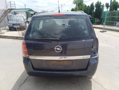 OPEL ZAFIRA B