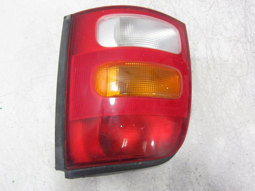  PILOTO TRASERO DERECHO NISSAN MICRA (K11) 