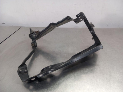 SOPORTE FARO DERECHO, MERCEDES-BENZ, CLASE C (BM 204) BERLINA