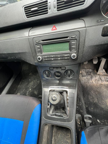  VOLKSWAGEN PASSAT BERLINA (3C2) 