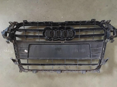 REJILLA DELANTERA Audi A4 Avant (8K5)(2008->)
