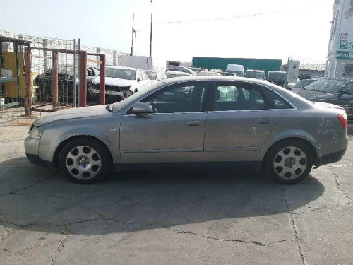  AUDI A4 BERLINA (8E) 
