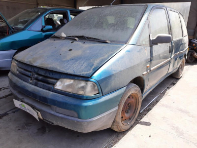 PEUGEOT 806
