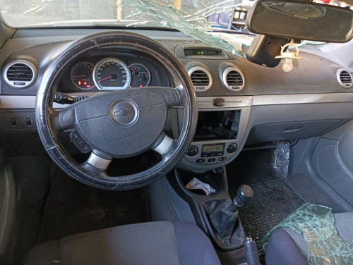 CHEVROLET LACETTI — vehículo donante para recambios 