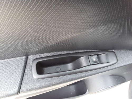 MANDO ELEVALUNAS TRASERO IZQUIERDO Renault CLIO IV 