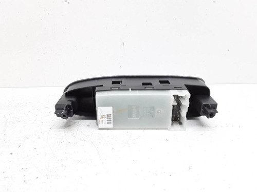 MANDO ELEVALUNAS DELANTERO DERECHO Infiniti Q50 (V37) 
