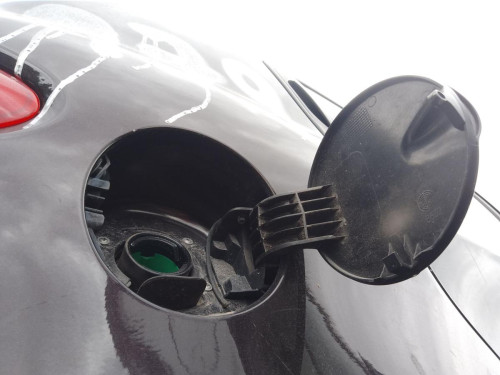 TAPA EXTERIOR COMBUSTIBLE Alfa Romeo 147 (190) 