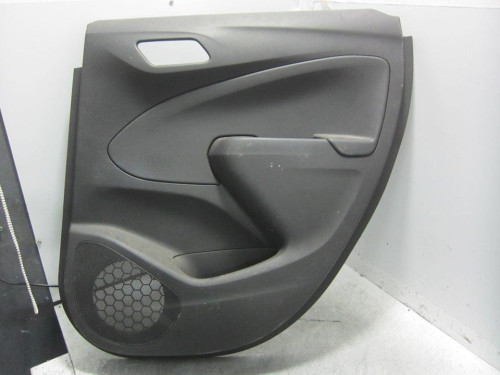  GUARNECIDO PUERTA TRASERA DERECHA OPEL CROSSLAND X 