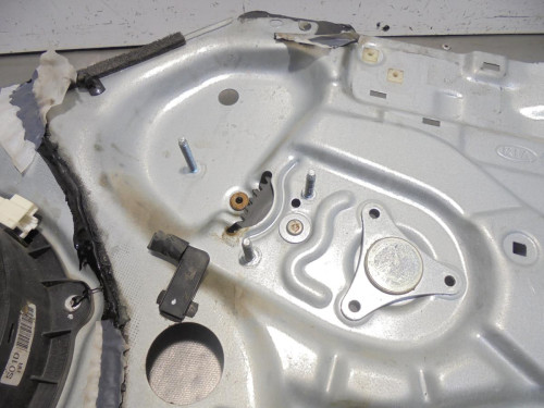  ELEVALUNAS DELANTERO DERECHO KIA SOUL (AM) 