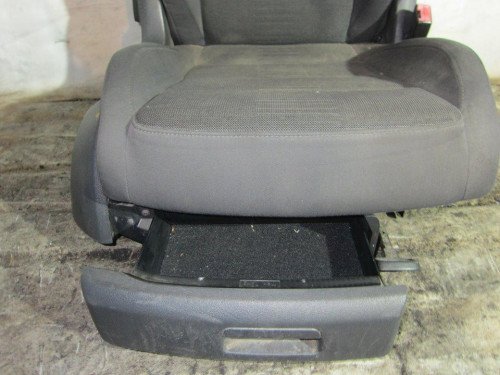  ASIENTO DELANTERO DERECHO Volkswagen TOURAN (1T2) 