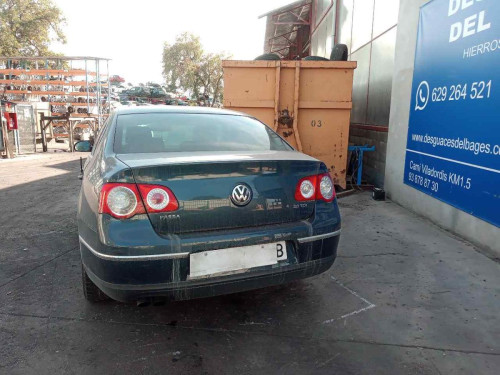 VOLKSWAGEN PASSAT BERLINA (3C2) 