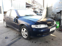 OPEL VECTRA B BERLINA