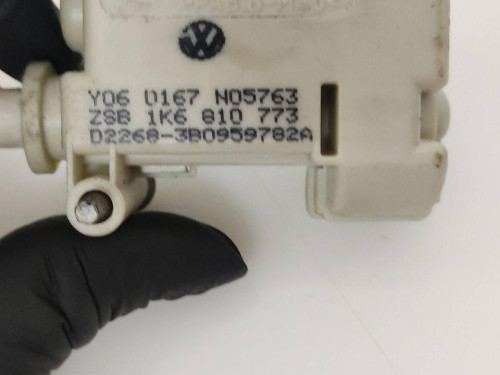  NO IDENTIFICADO Volkswagen GOLF V (1K1)(10.2003) 