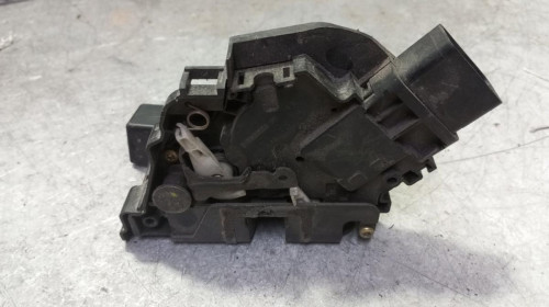 CERRADURA PUERTA DELANTERA IZQUIERDA Ford FOCUS BERLINA (CAP) 