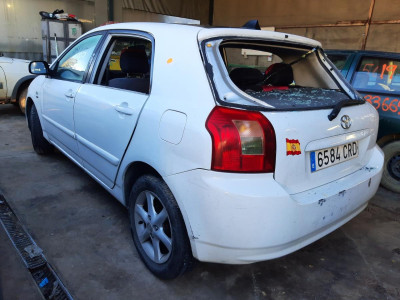 TOYOTA COROLLA (E12)