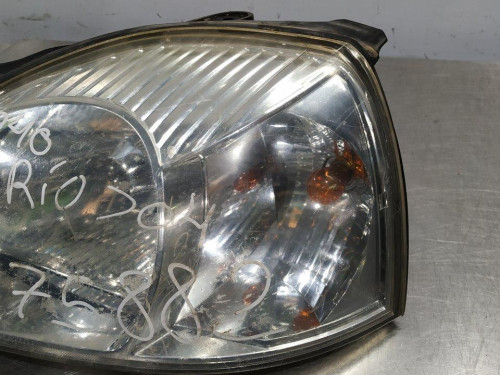  FARO IZQUIERDO, KIA, RIO (BC) 