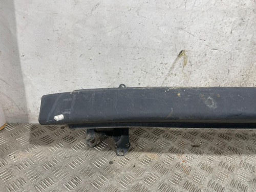 REFUERZO PARAGOLPES DELANTERO 