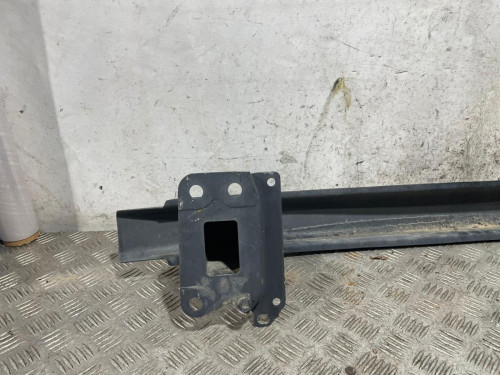 REFUERZO PARAGOLPES DELANTERO 