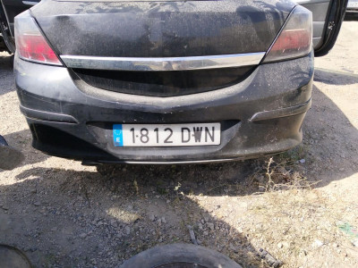 REFUERZO PARAGOLPES TRASERO