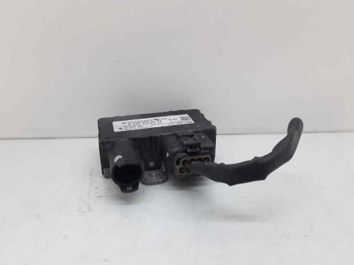 CAJA PRECALENTAMIENTO Mercedes-Benz CLASE B (BM 245) 