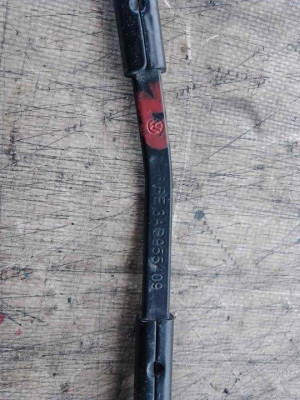 BRAZO LIMPIA DELANTERO IZQUIERDO, VOLKSWAGEN, PASSAT BERLINA (362)