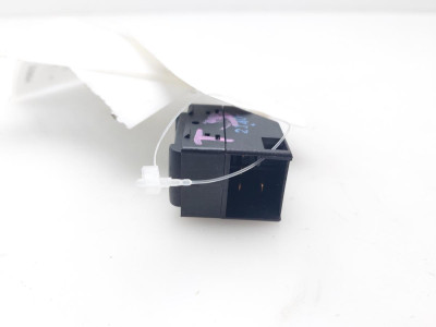 MANDO ELEVALUNAS TRASERO DERECHO, VOLKSWAGEN, PASSAT BERLINA (3B3)