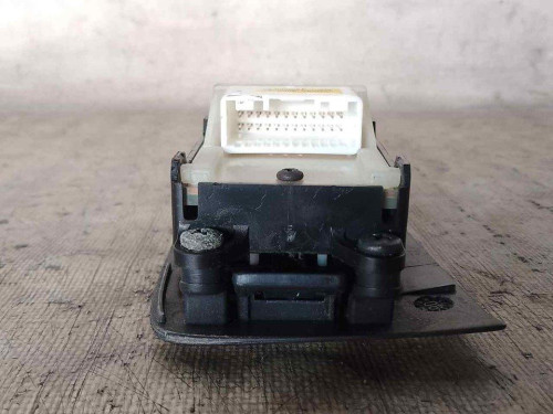 MANDO ELEVALUNAS DELANTERO IZQUIERDO Toyota AVENSIS BERLINA (T25) 