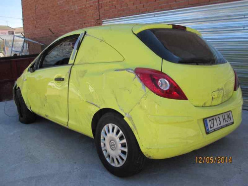 OPEL CORSA D — vehículo donante para recambios 