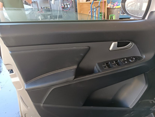 KIA SPORTAGE (SL) — автомобиль-донор на запчасти 